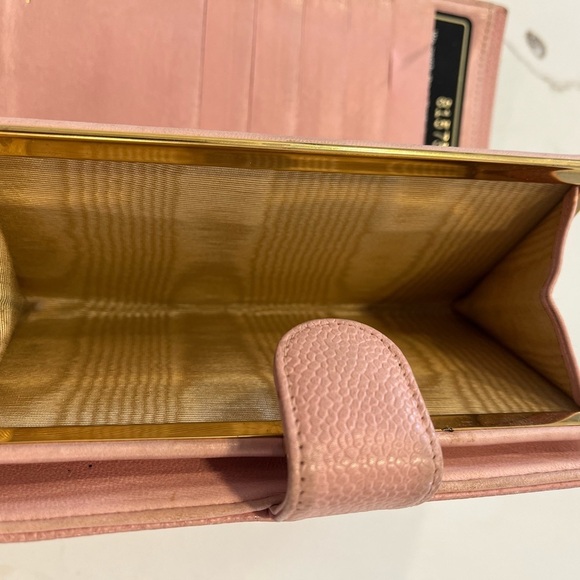 Chanel Long Wallet Pink Caviar Leather - Picture 7 of 10